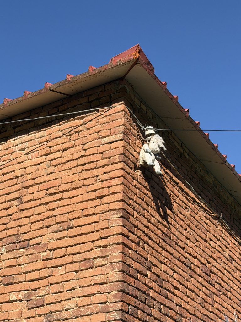 Peluche contre le mauvais oeil à Pogradec