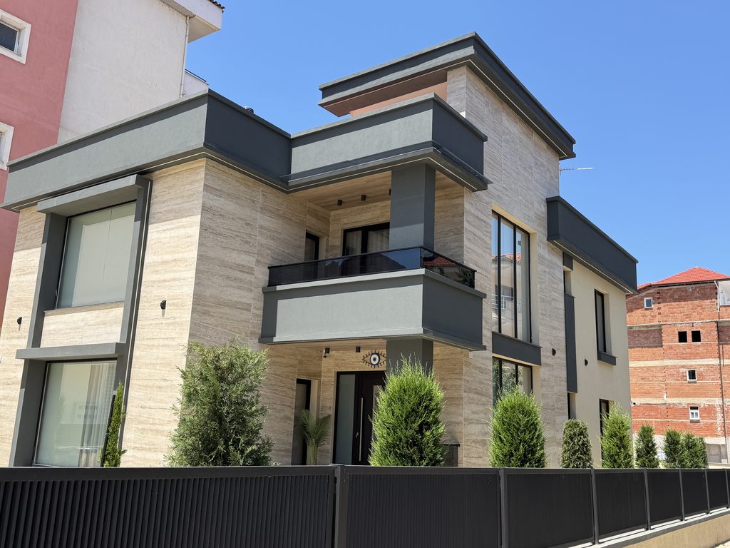 Logement à Pogradec